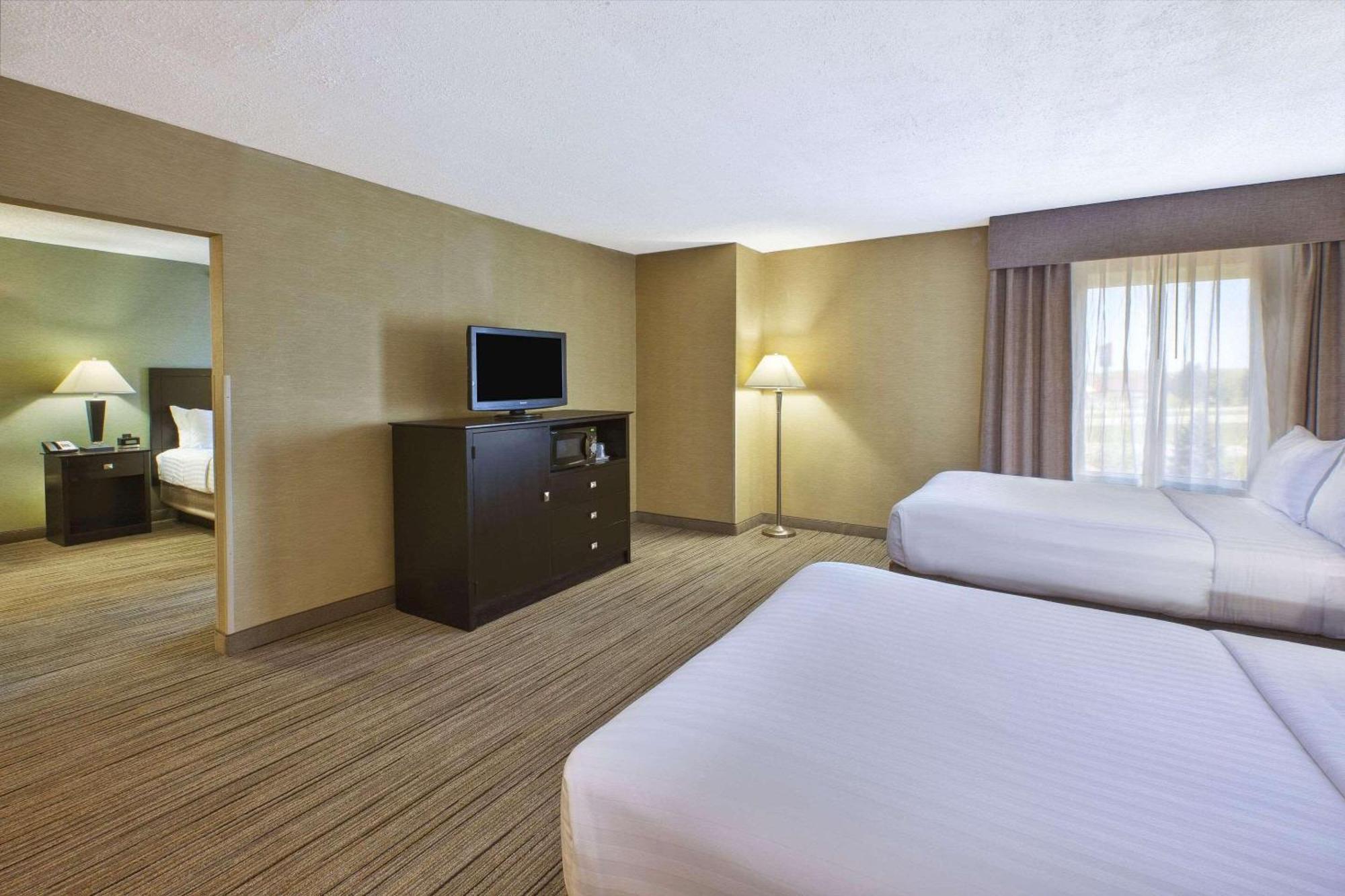 Country Inn & Suites By Radisson Benton Harbor-St Joseph Mi Экстерьер фото