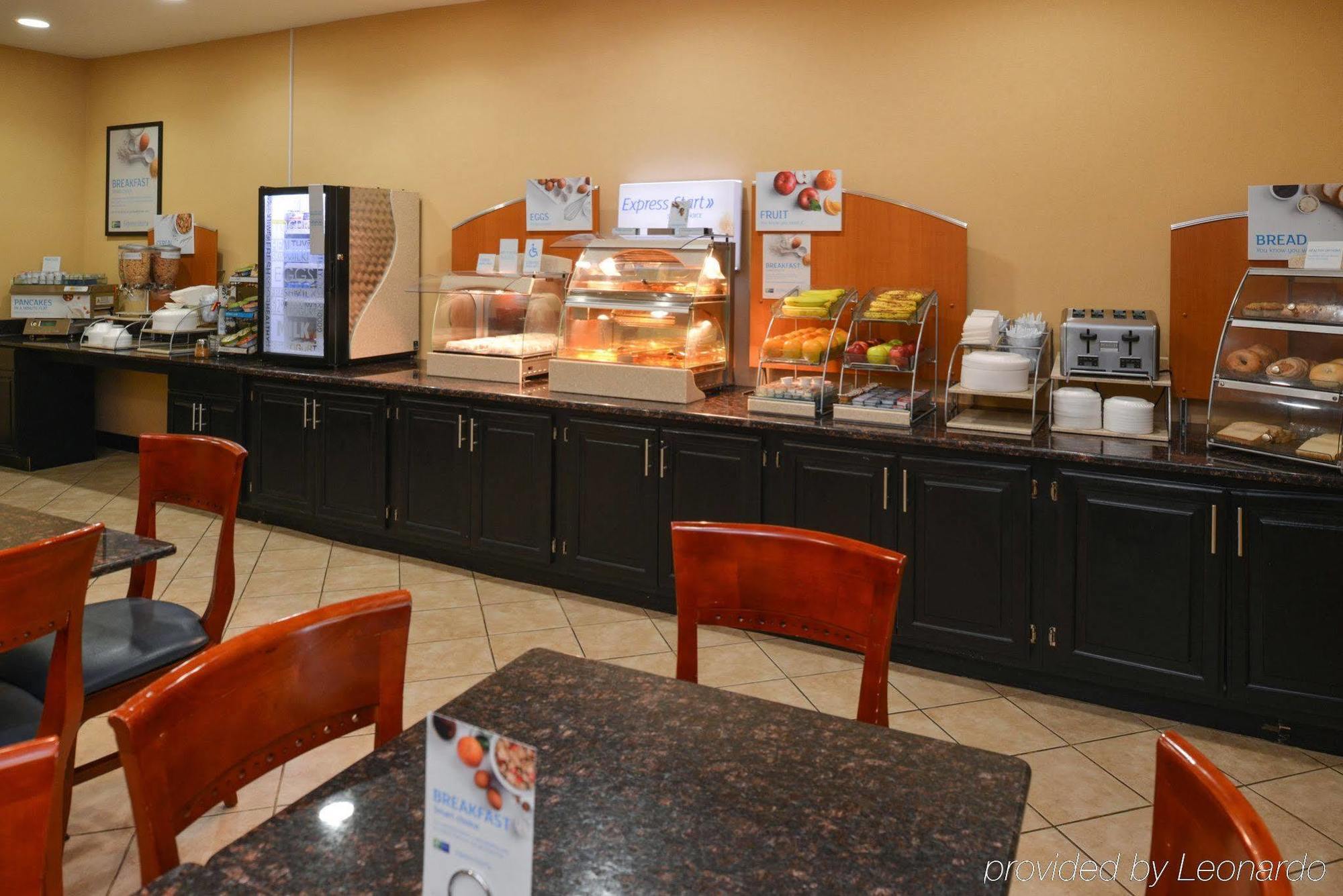 Country Inn & Suites By Radisson Benton Harbor-St Joseph Mi Экстерьер фото