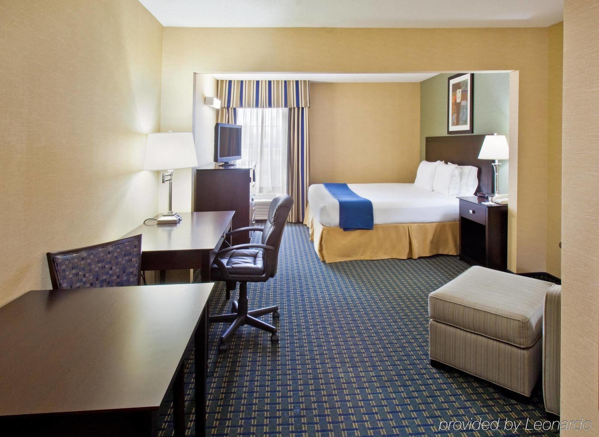 Country Inn & Suites By Radisson Benton Harbor-St Joseph Mi Номер фото