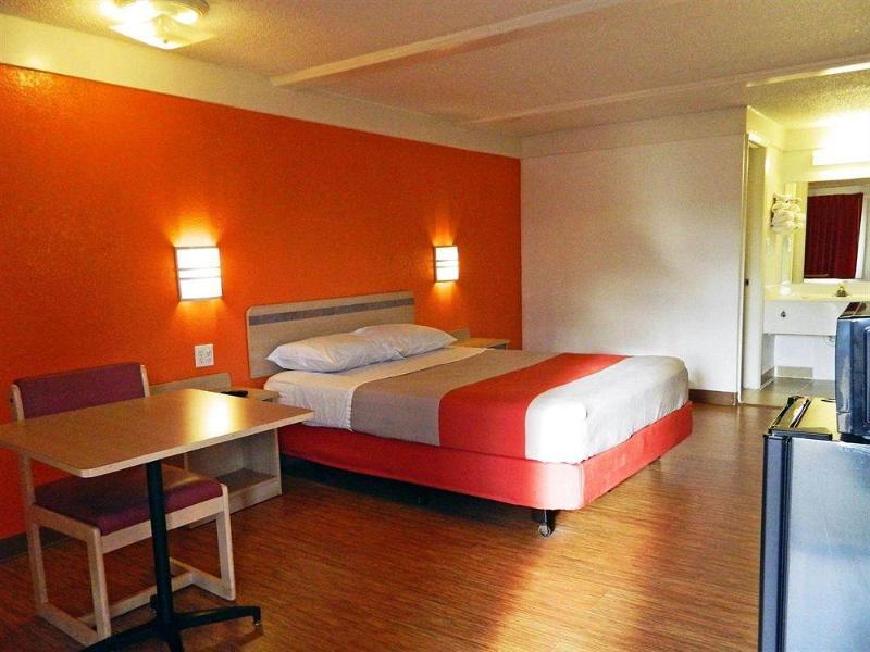 Country Inn & Suites By Radisson Benton Harbor-St Joseph Mi Экстерьер фото